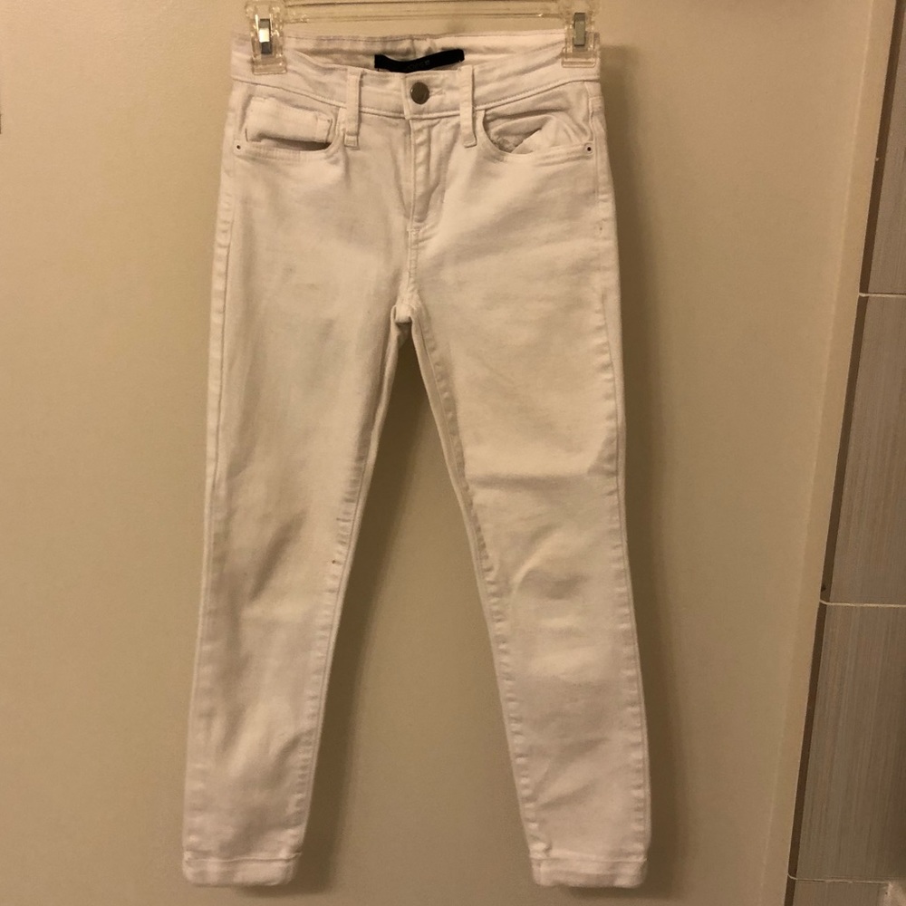 Joe’s Jeans cropped in white size 23